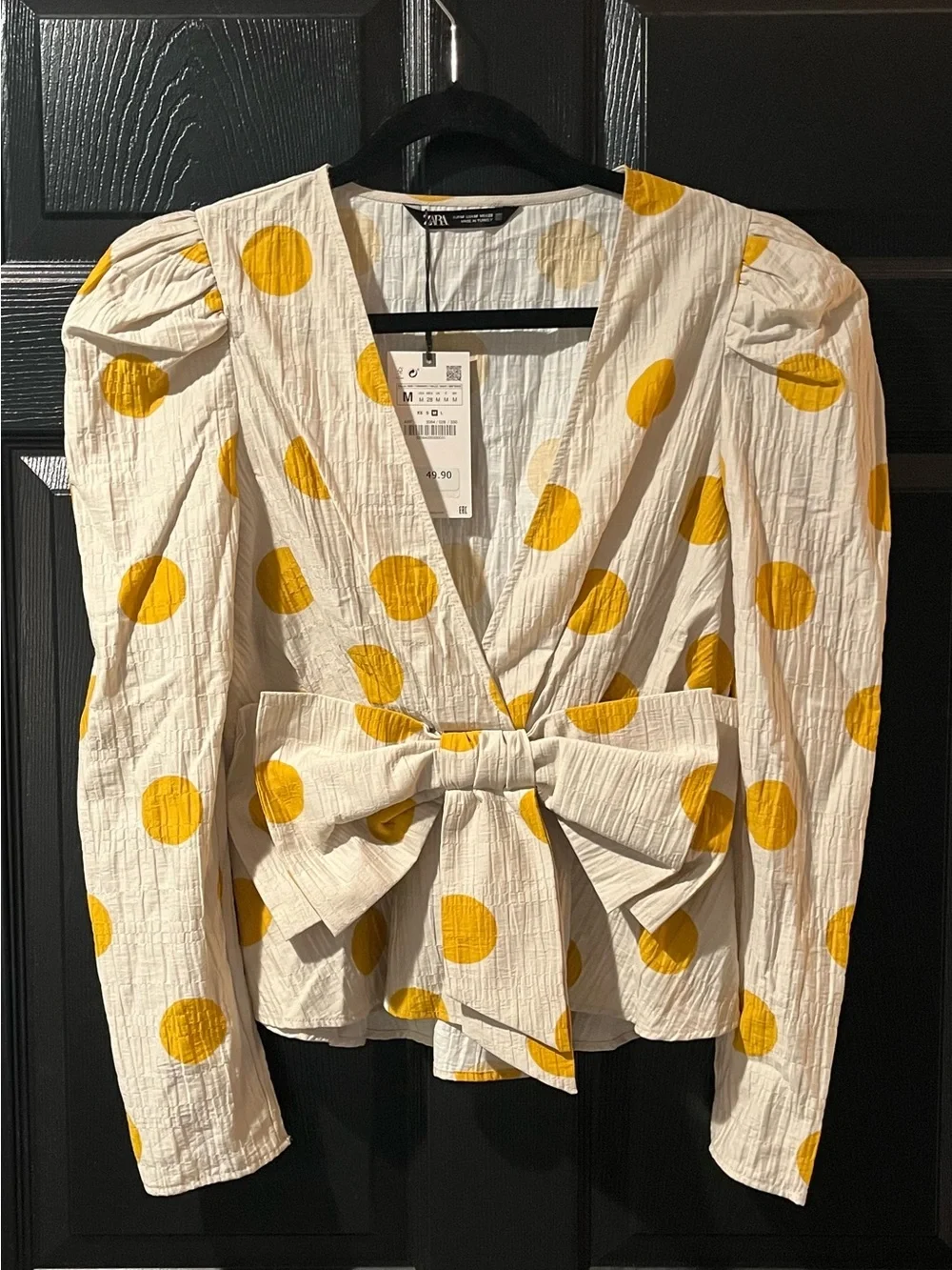 NEW Zara Cream Top with Yellow Polka Dots and Oversized snow Accent NWT